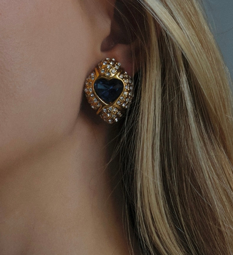 Vintage clips no.110