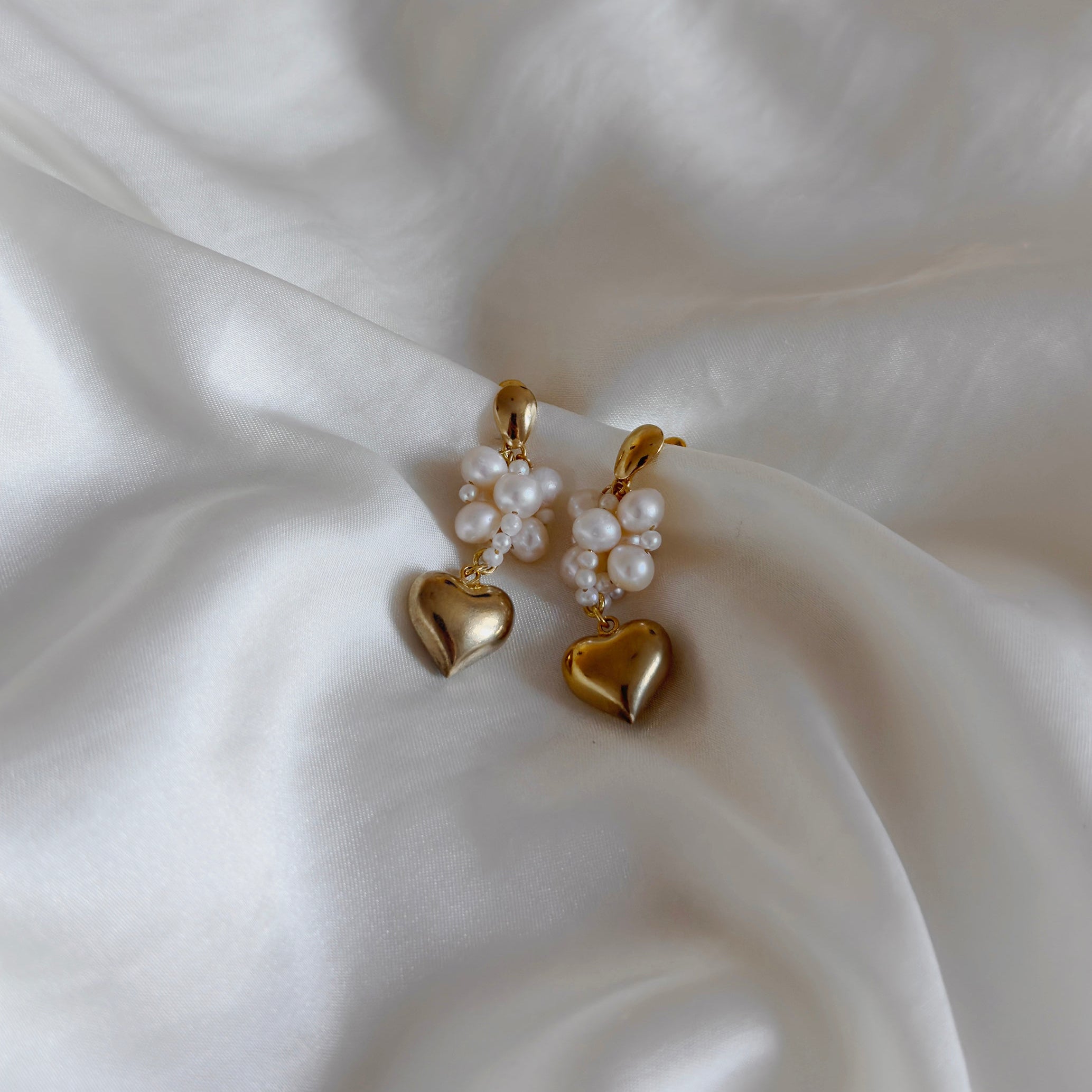 Faye Earrings gold
