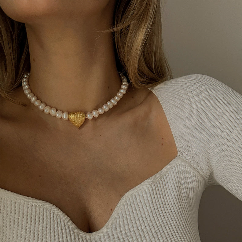 Mira choker