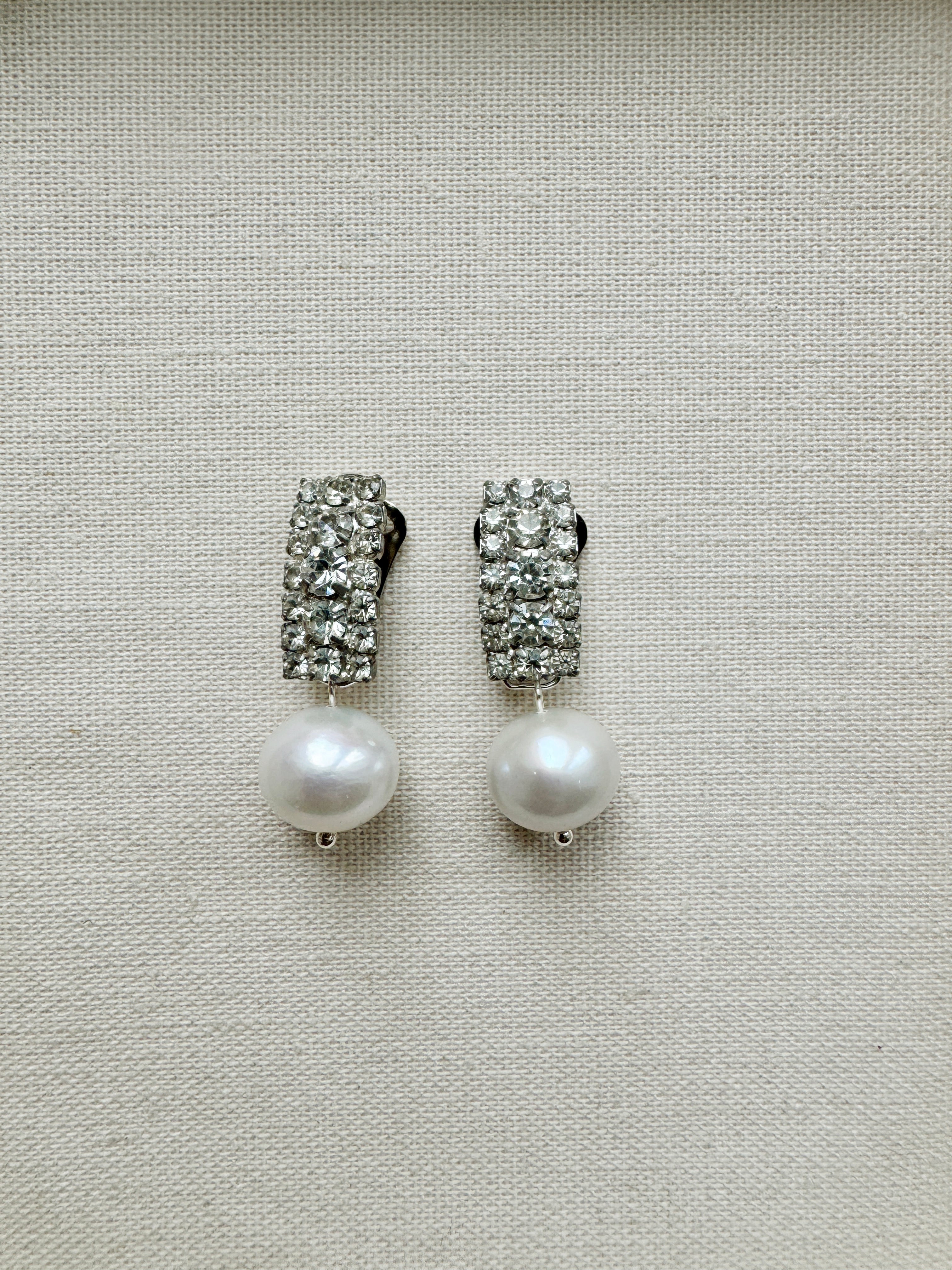 Vintage clips no.202