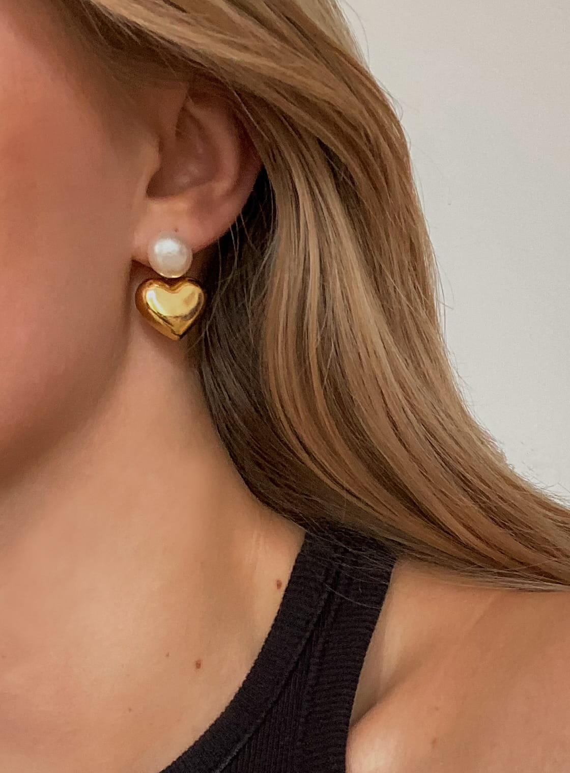 Gulia earrings gold