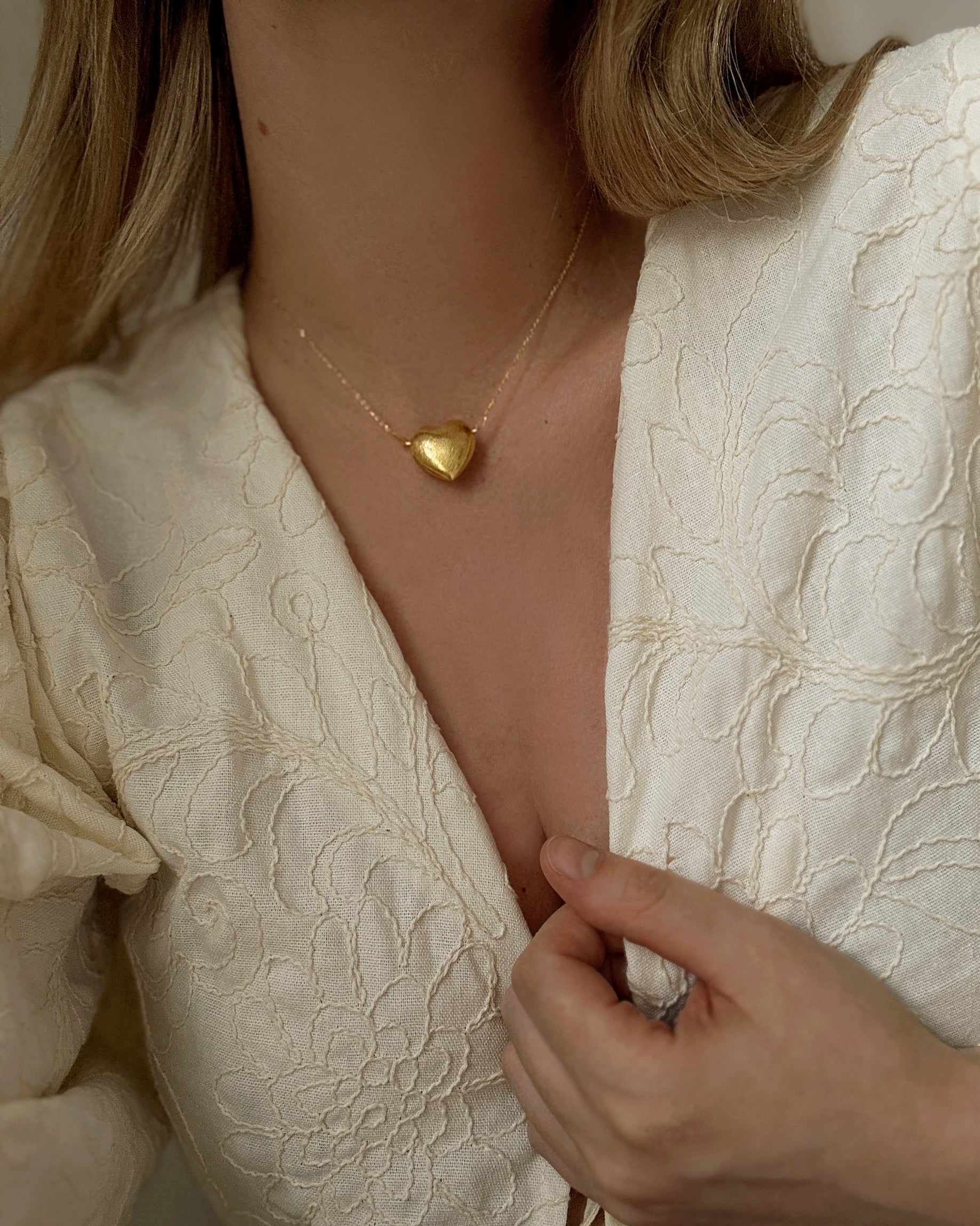 Beloved choker