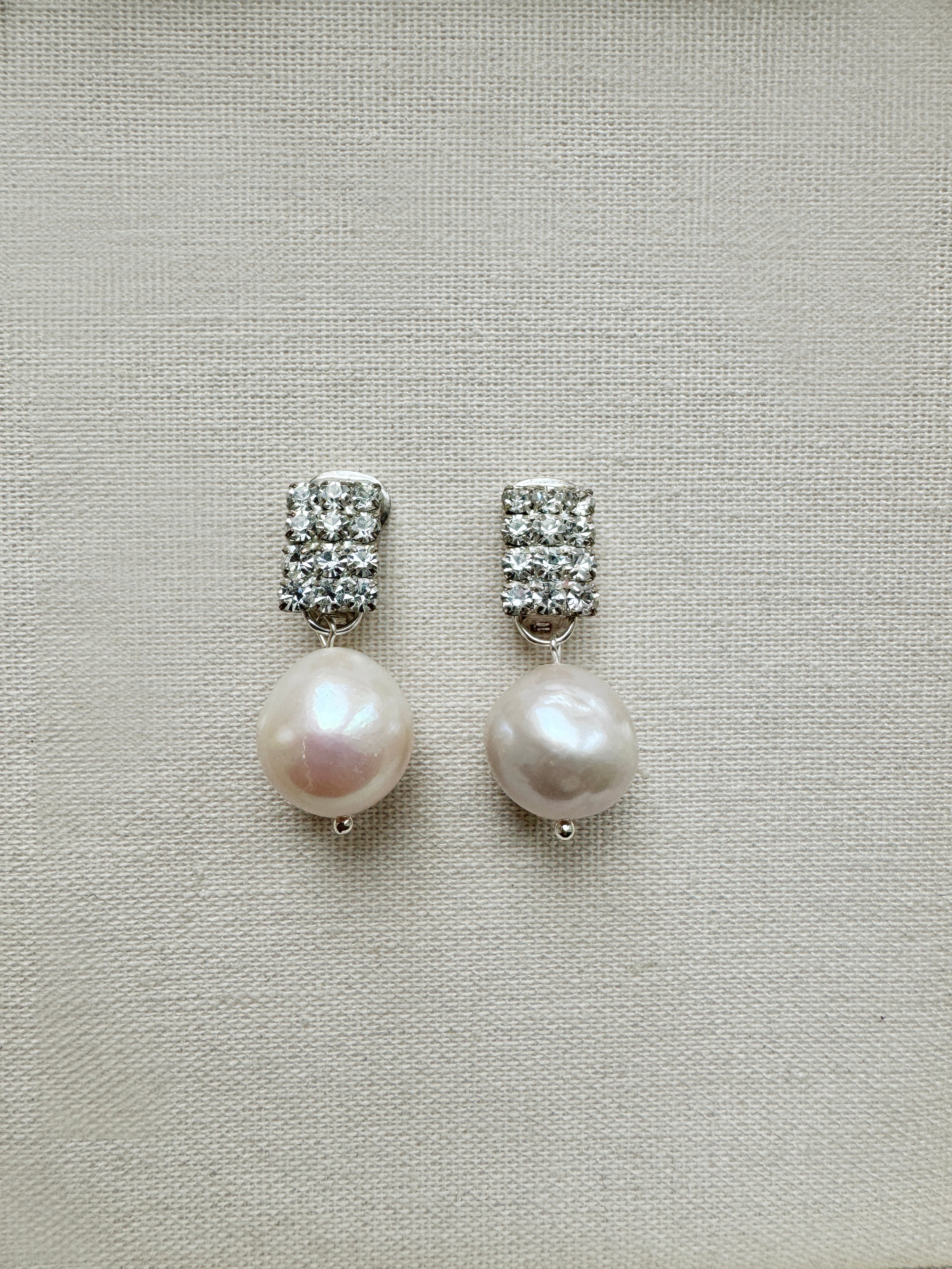 Vintage clips no.206