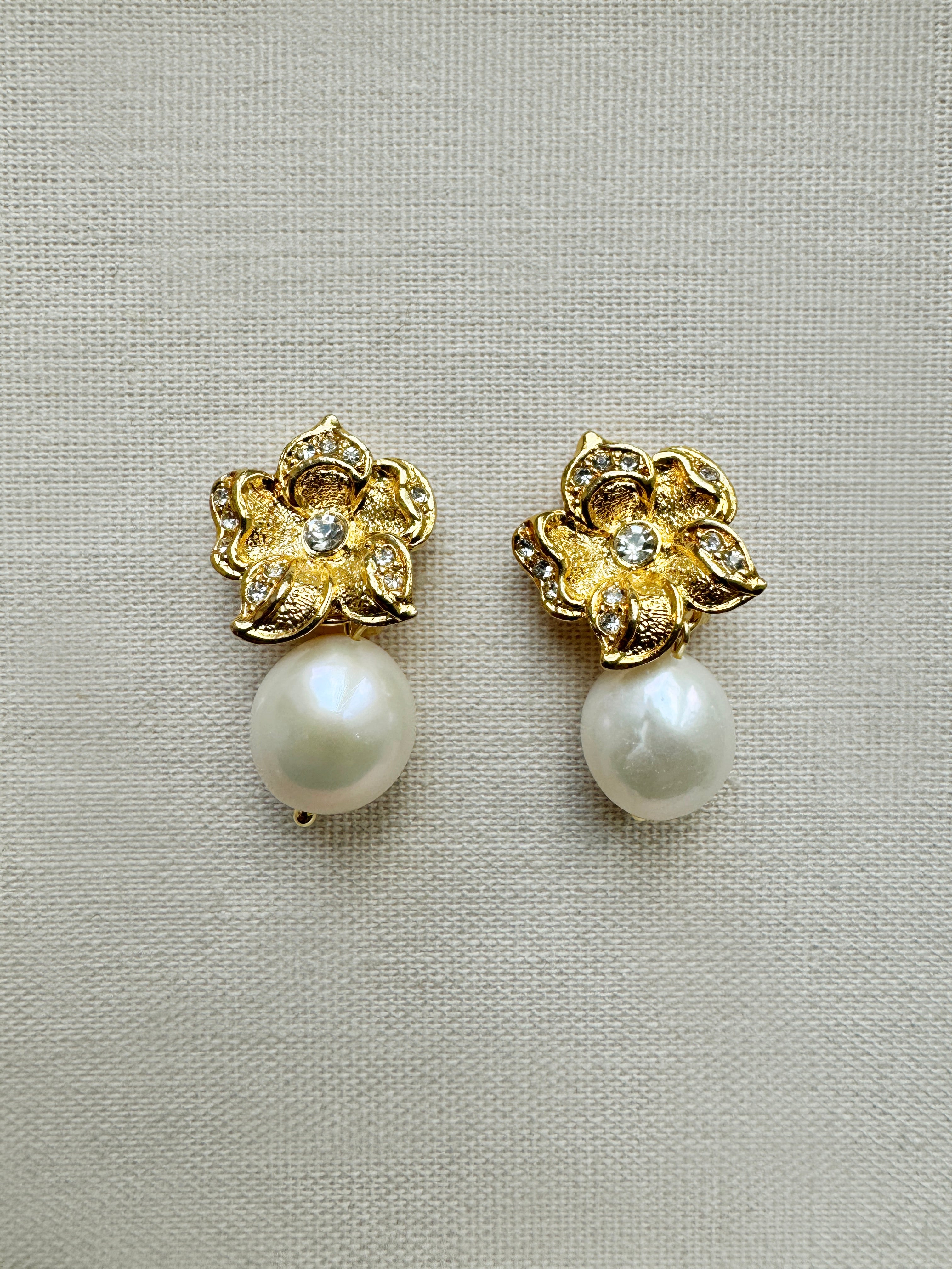 Vintage clips no.215