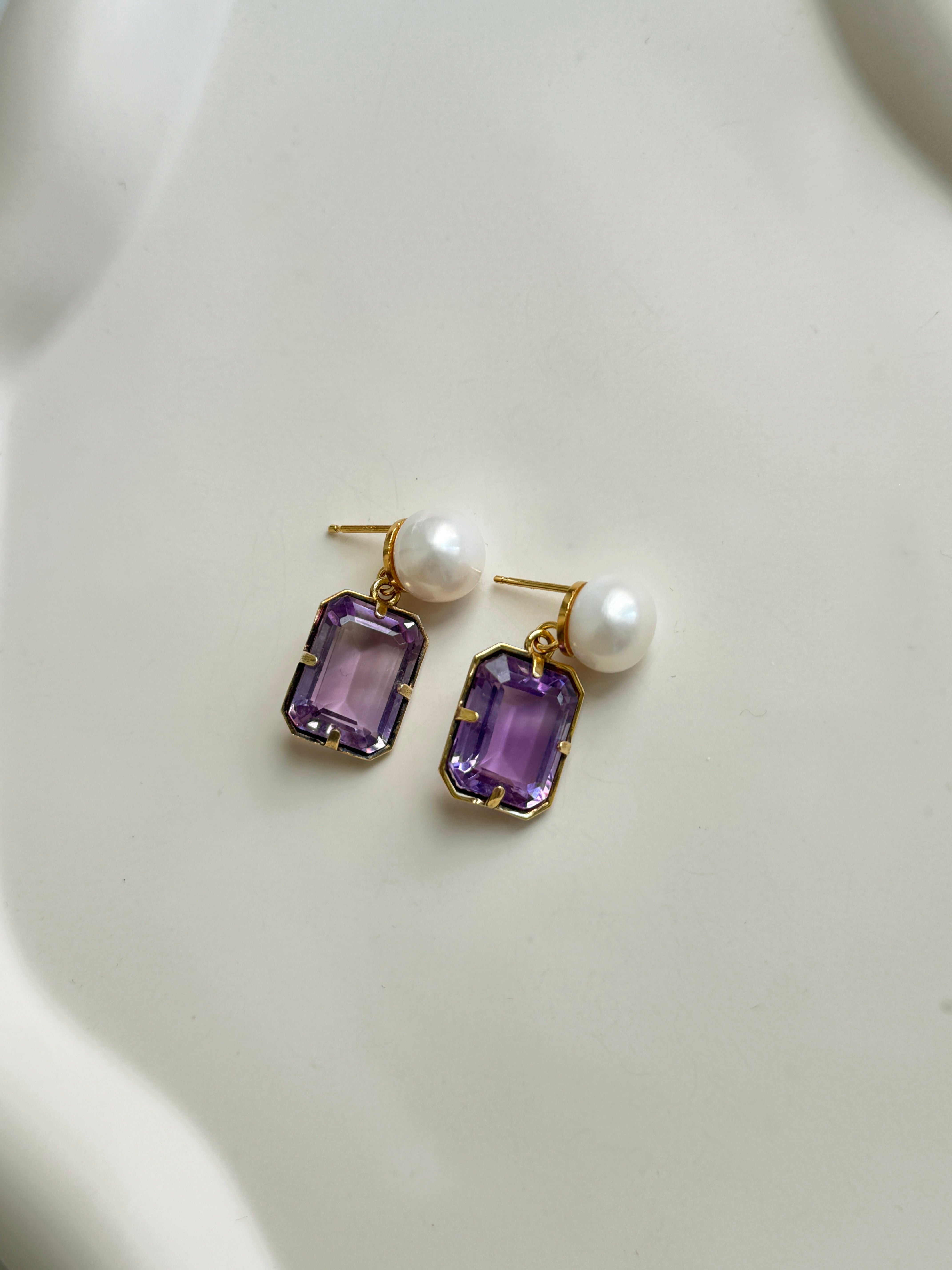 Cara violet earrings