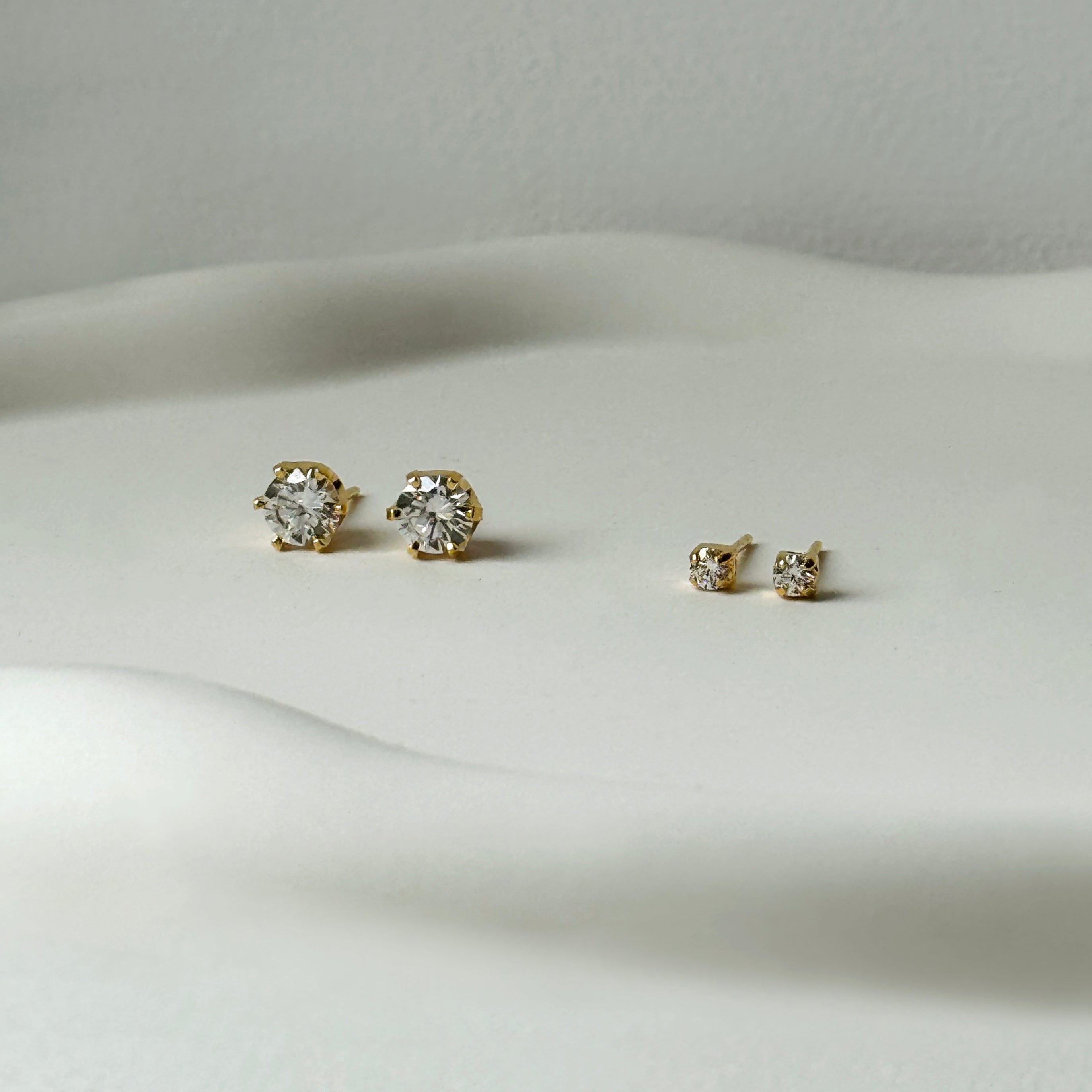 Marie studs earrings mini